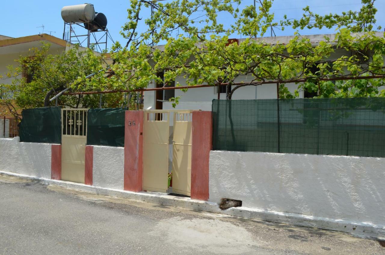 Villa Viktor Sarande Exterior photo