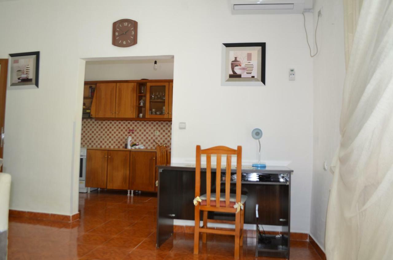 Villa Viktor Sarande Exterior photo